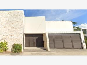 Casa en venta en Montebello, Mérida — foto 3 de 9