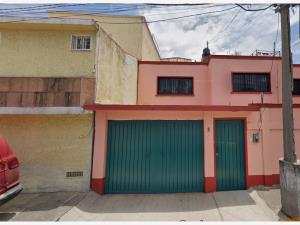 Casa en venta en San Juan Ixtacala, Tlalnepantla de Baz — foto 2 de 14