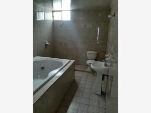 Casa en venta en Jardines Universidad, Torreón — foto 3 de 11