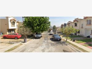 Casa en venta en Paseos de Santiago, Tonalá — foto 2 de 4