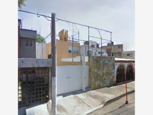 Casa en venta en Santa Ursula Coapa, Coyoacán — foto 2 de 14
