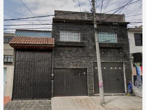 Casa en Pedregal de Santa Úrsula, Coyoacán, Ciudad de México