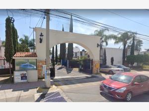 Casa en venta en Geovillas Los Olivos, San Pedro Tlaquepaque — foto 3 de 11