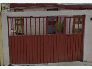 Casa en venta en Villa de las Flores 1a Sección (Unidad Coacalco), Coacalco de Berriozábal — foto 3 de 8