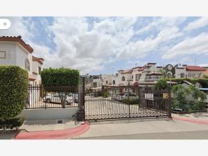 Casa en Residencial Agua Caliente, Tijuana, Baja California