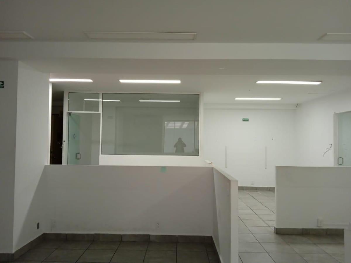 Oficina en renta en Adolfo Lopez Mateos, Atizapán de Zaragoza — foto 1 de 13