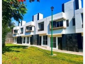 Casa en venta en Centro Jiutepec, Jiutepec — foto 2 de 13