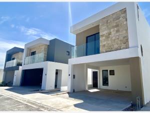 Casa en venta en La Barranca, Torreón, Coahuila de Zaragoza