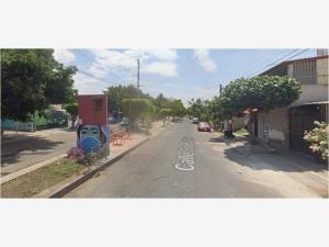 Casa en venta en Hacienda Santa Fe, Tlajomulco de Zúñiga — foto 2 de 4