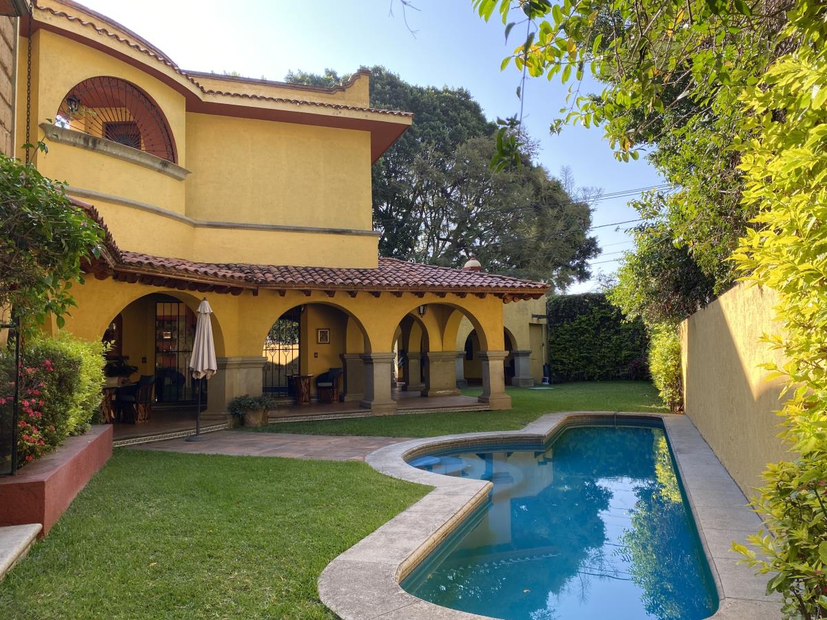 Casa en venta en Jardines de Delicias, Cuernavaca — foto 1 de 29