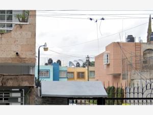Casa en venta en El Sauz INFONAVIT, Guadalajara — foto 3 de 4