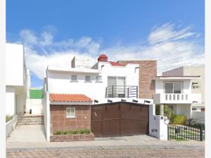 Casa en Milenio III, Querétaro, Querétaro