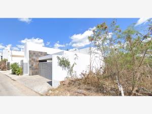 Casa en venta en Montebello, Mérida — foto 2 de 12