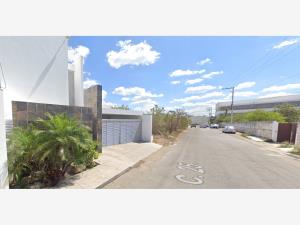 Casa en venta en Montebello, Mérida — foto 3 de 12
