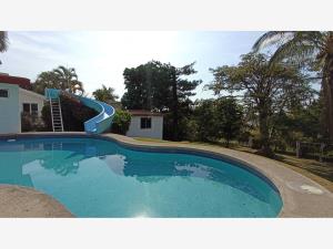 Casa en venta en Lomas de Cocoyoc, Atlatlahucan — foto 2 de 26