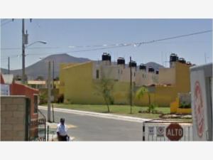 Casa en venta en Valle Dorado, Tlajomulco de Zúñiga — foto 2 de 4