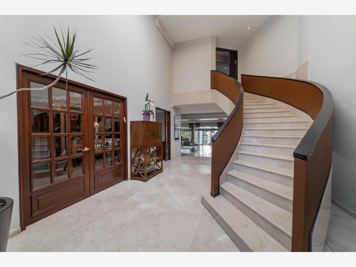 Casa en venta en Bosques de las Lomas, Cuajimalpa de Morelos — foto 1 de 12