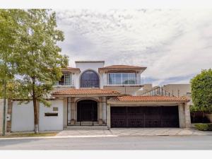 Casa en venta en Bosques de las Lomas, Cuajimalpa de Morelos — foto 3 de 12