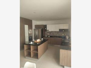 Casa en venta en Jardines de la Cantera, Zapopan — foto 2 de 5