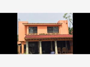 Casa en venta en Lomas de Jiutepec, Jiutepec — foto 2 de 10