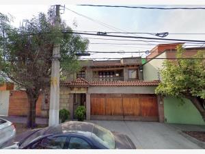 Casa en venta en Magisterial Vista Bella, Tlalnepantla de Baz — foto 3 de 4