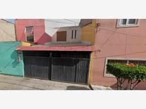 Casa en La Joya, Gustavo A. Madero, Ciudad de México