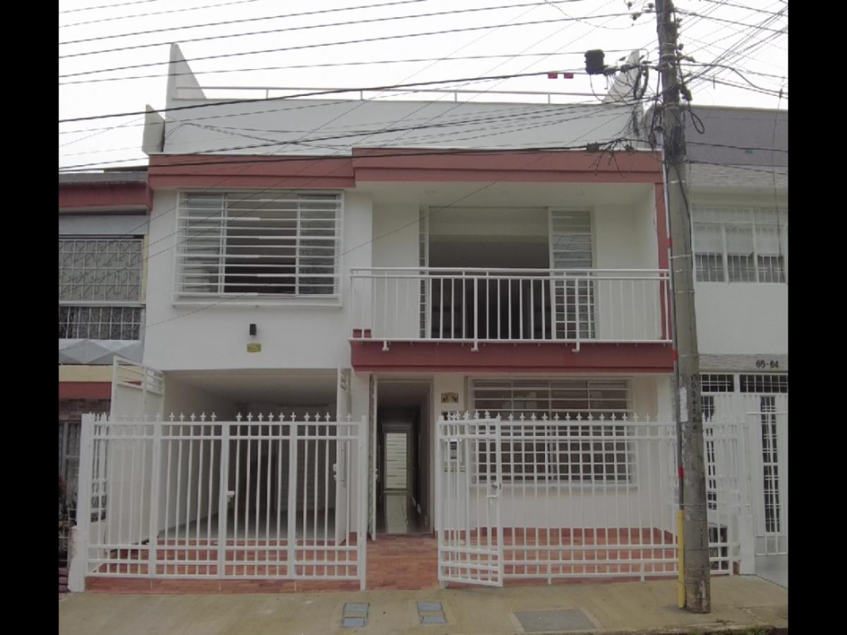 Casa en venta en Vista Hermosa, Martínez de la Torre