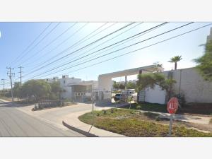 Casa en venta en Residencial Barcelona, Tijuana — foto 2 de 14