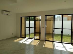 Casa en renta en Encuentro, Playa del Carmen — foto 2 de 23