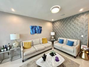 Casa en venta en Privanzas del Campestre, Arteaga — foto 2 de 23