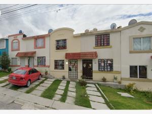 Casa en venta en URBI Villa del rey, Huehuetoca — foto 2 de 12