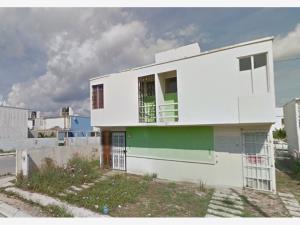 Casa en venta en Villas Riviera, Playa del Carmen — foto 1 de 14