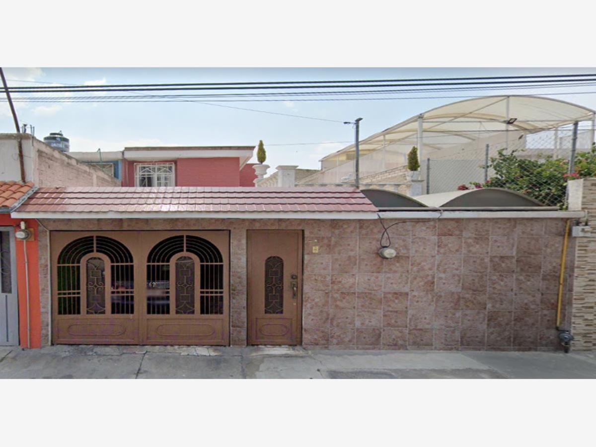 Casa en venta en Villa de las Flores 1a Sección (Unidad Coacalco), Coacalco de Berriozábal — foto 1 de 8