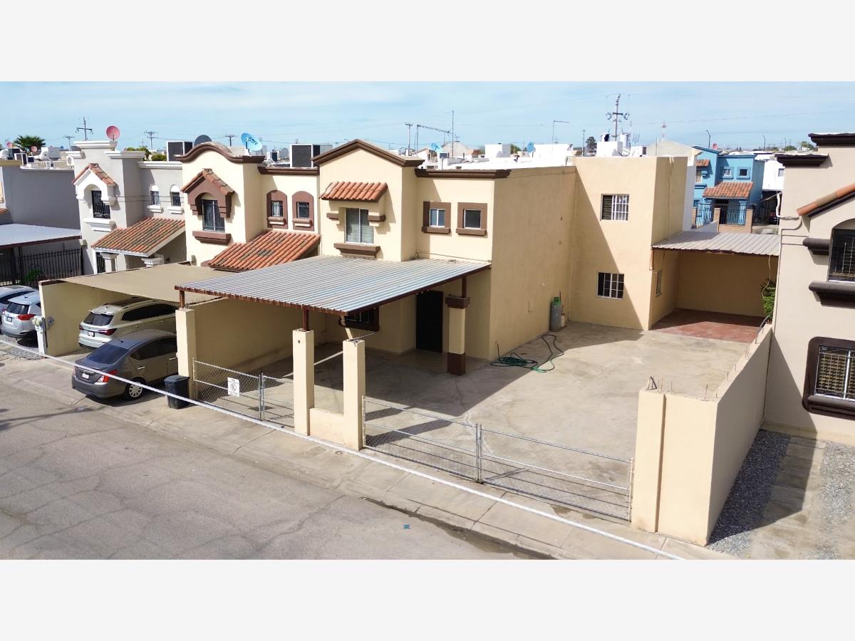 Casa en venta en Villa Toledo, Mexicali — foto 1 de 41