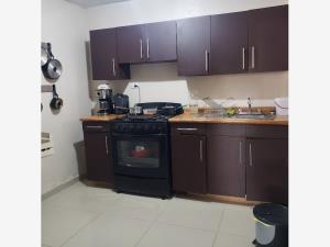 Casa en venta en Colinas del Sur, Saltillo — foto 2 de 16