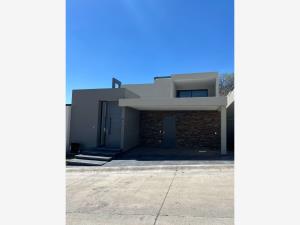 Casa en venta en Paseos del Molino, León — foto 2 de 26