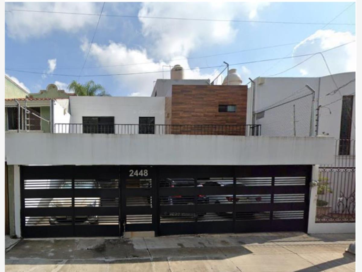 Casa en venta en Bosques de La Victoria, Guadalajara — foto 1 de 4