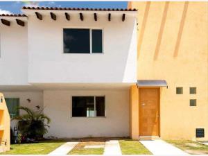 Casa en venta en El Pueblito Centro, Corregidora, Querétaro