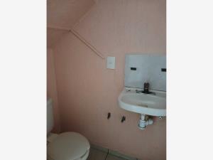 Casa en venta en Villa Fontana, San Pedro Tlaquepaque — foto 2 de 5