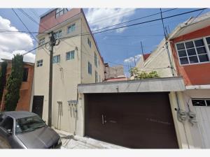 Casa en remate en Granjas Navidad, Cuajimalpa de Morelos, Ciudad de México