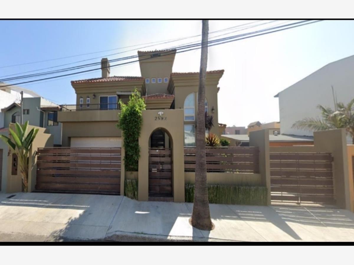 Casa en venta en Playas de Tijuana Sección Costa de Oro, Tijuana — foto 1 de 16