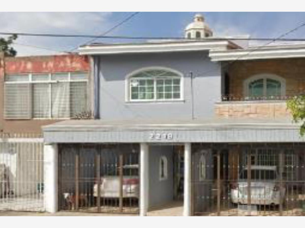 Casa en venta en Conjunto Zapopan, Zapopan — foto 1 de 5