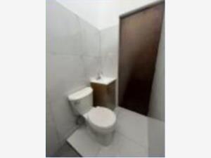 Casa en venta en Jardines Del Valle, Zapopan — foto 2 de 6