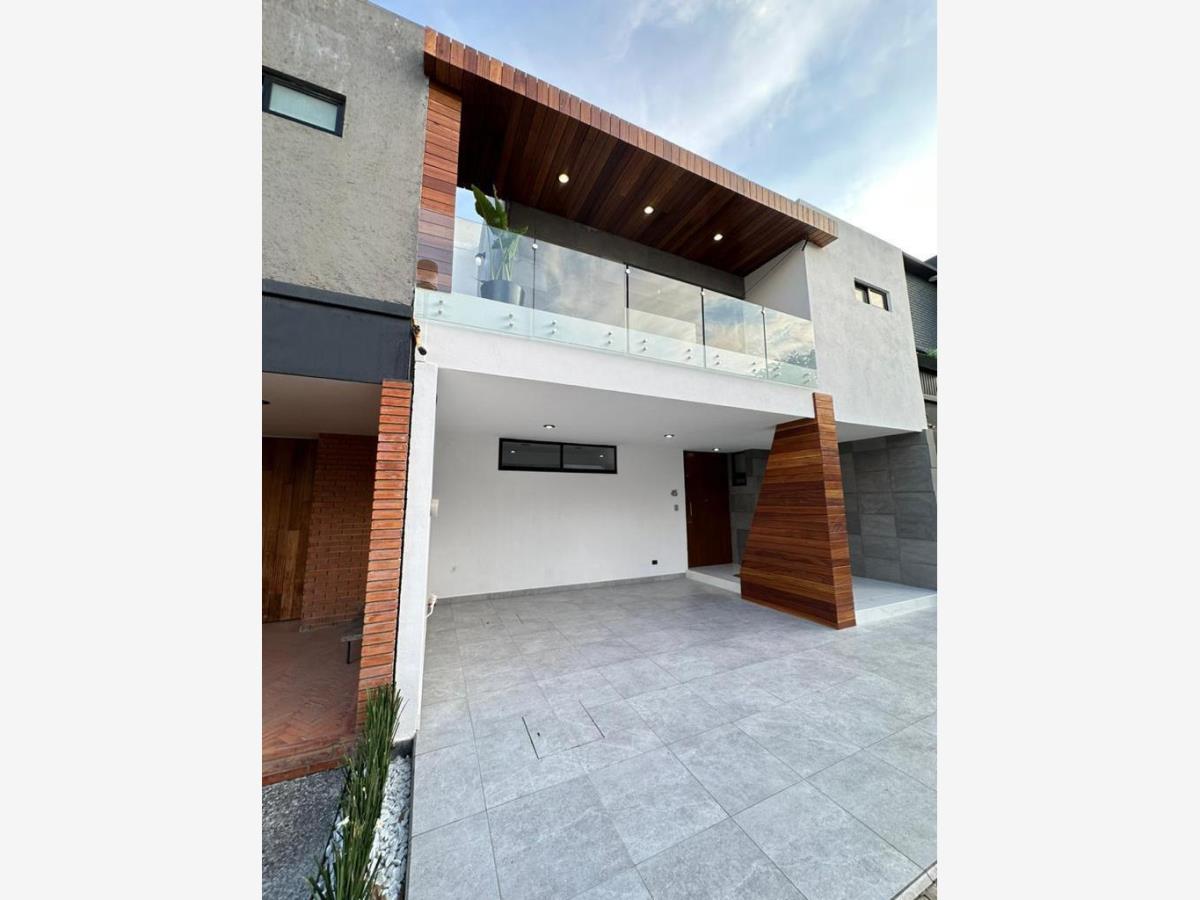 Casa en venta en Lomas de Angelópolis, San Andrés Cholula — foto 1 de 23