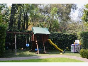 Casa en venta en Lomas Altas, Miguel Hidalgo — foto 2 de 28