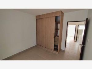 Casa en venta en Jardines de Versalles, León — foto 3 de 8