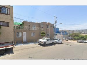 Casa en venta en Hacienda Acueducto, Tijuana — foto 3 de 12
