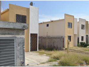 Casa en venta en Campestre Huinala, Apodaca — foto 2 de 13