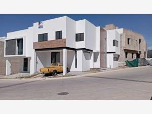 Casa en Valle Imperial, Zapopan, Jalisco