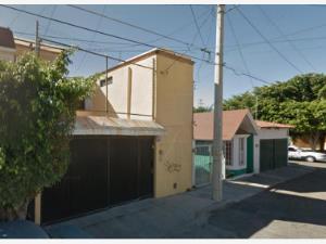 Casa en venta en Valle Residencial los Girasoles, Celaya — foto 3 de 4